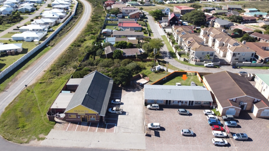 Commercial Property for Sale in Wavecrest Eastern Cape